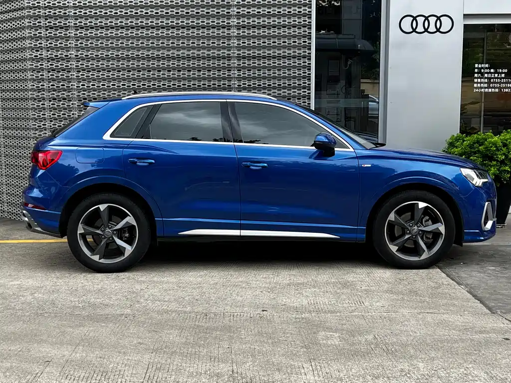 Audi Q3 2019 — фото 3