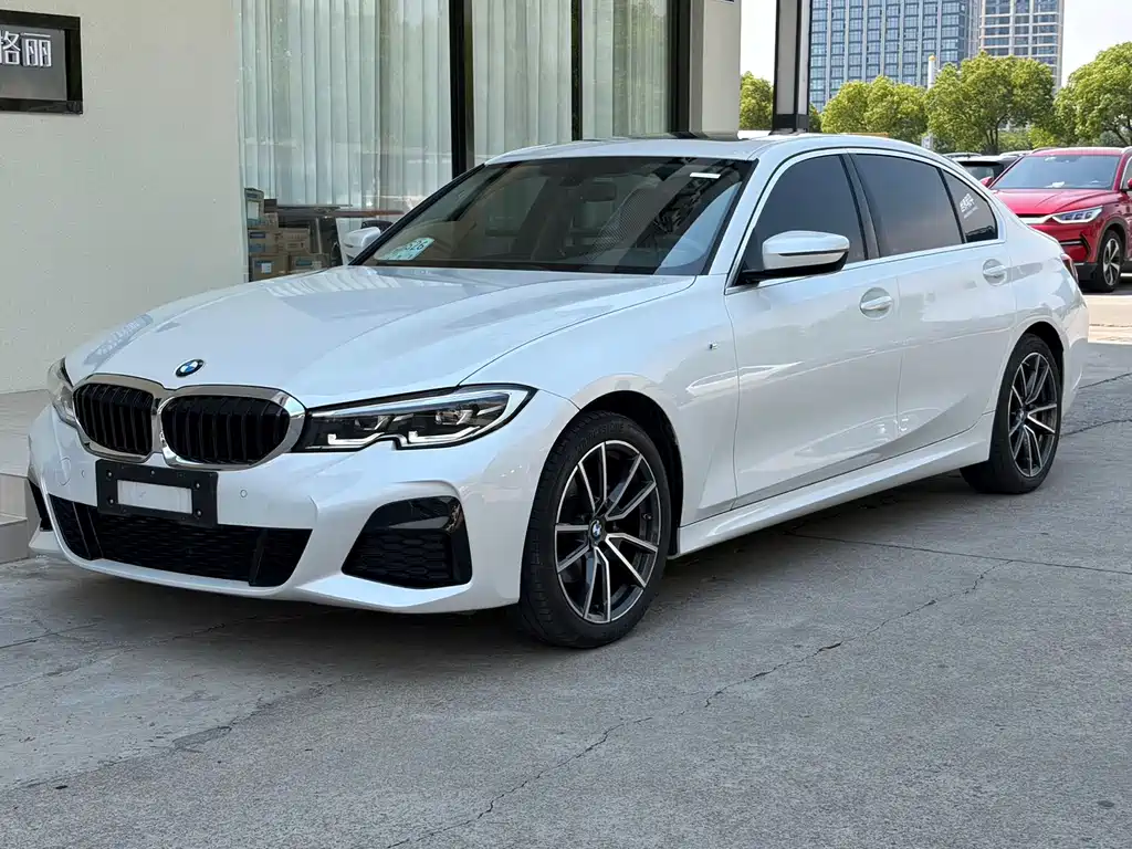 BMW 3 Series 2022