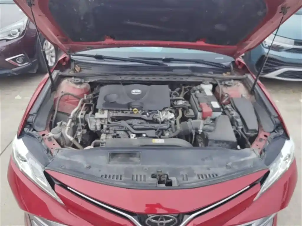 Toyota Camry 2020 — фото 20