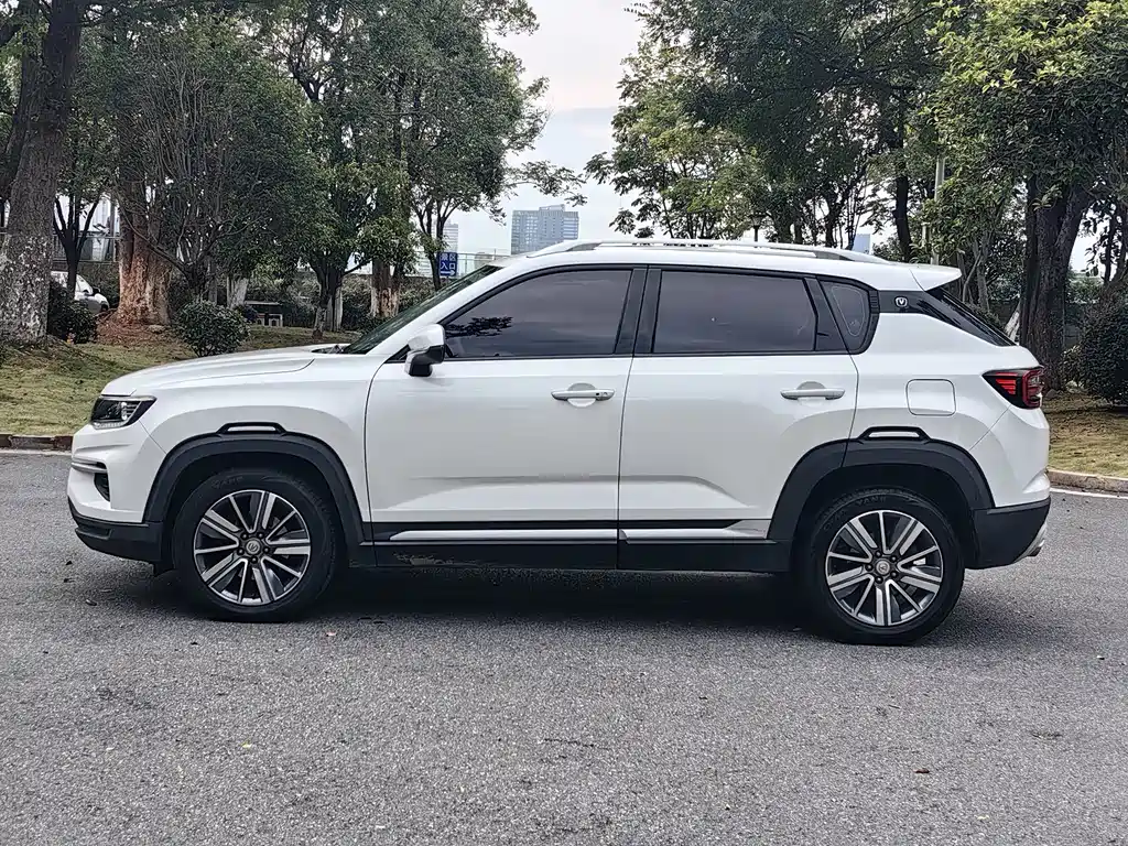 Changan CS35PLUS 2020 — фото 10