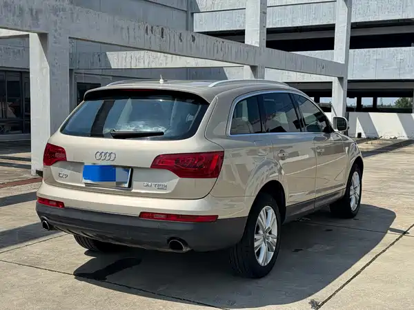 Audi Q7 2014
