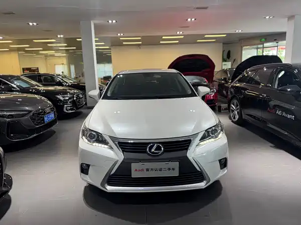 Lexus CT 2017