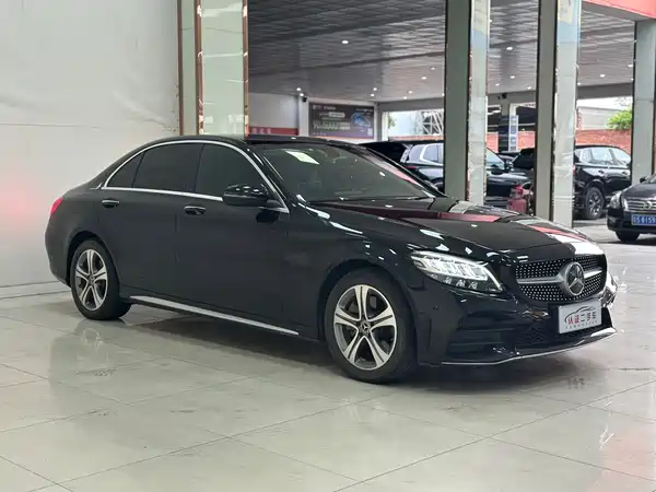 Mercedes-Benz C-Class 2021