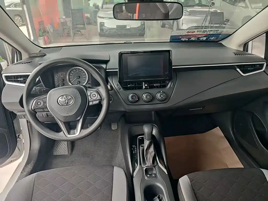 Toyota Corolla 2024