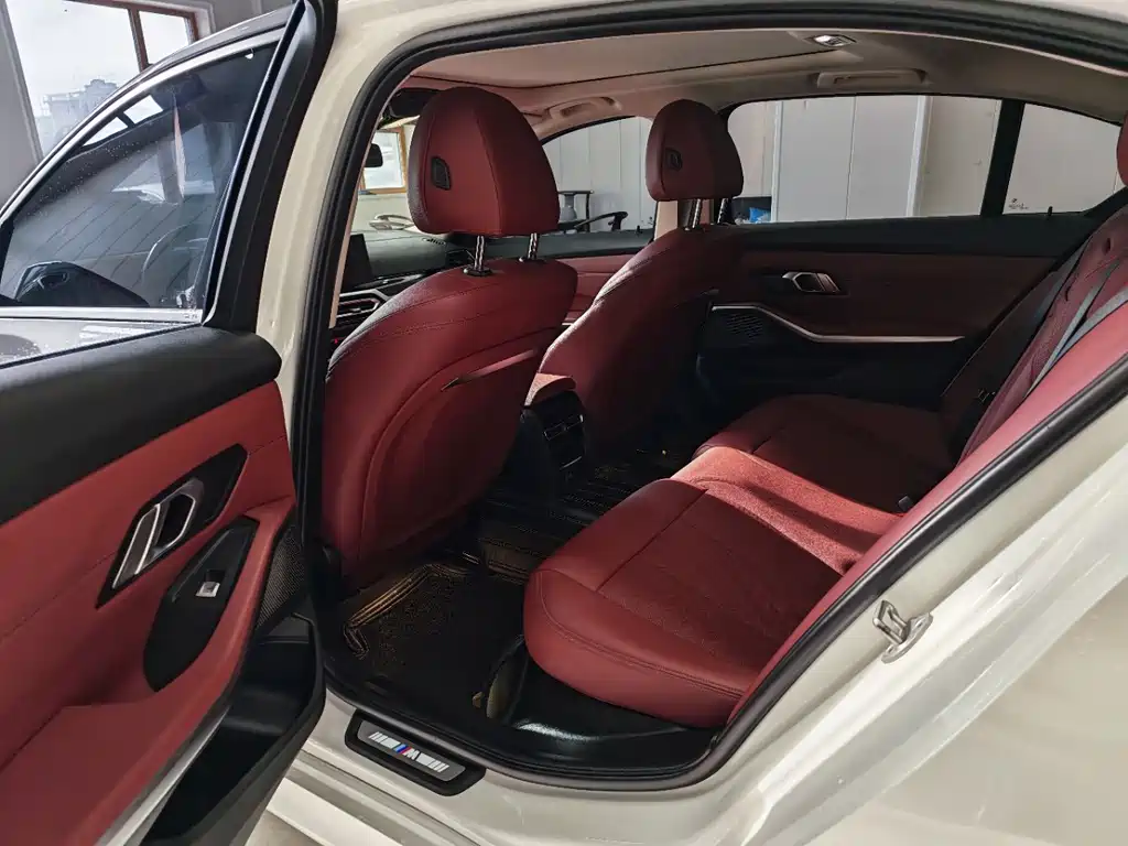 BMW 3 Series 2023