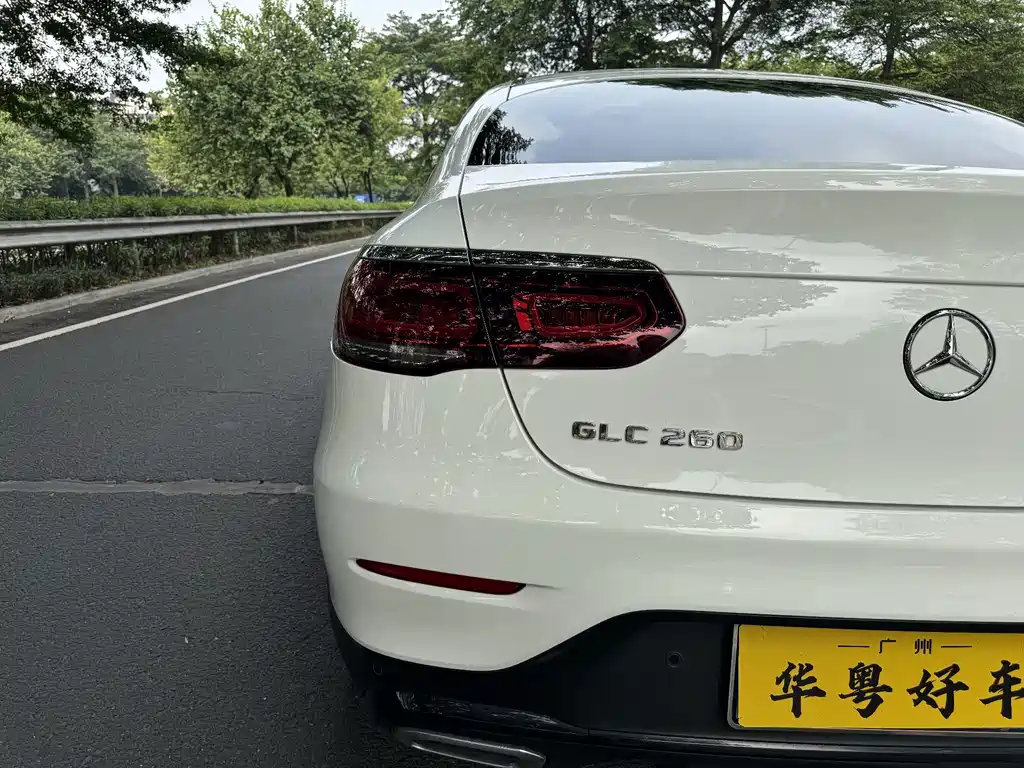 Mercedes-Benz GLC Coupe 2020 — фото 26
