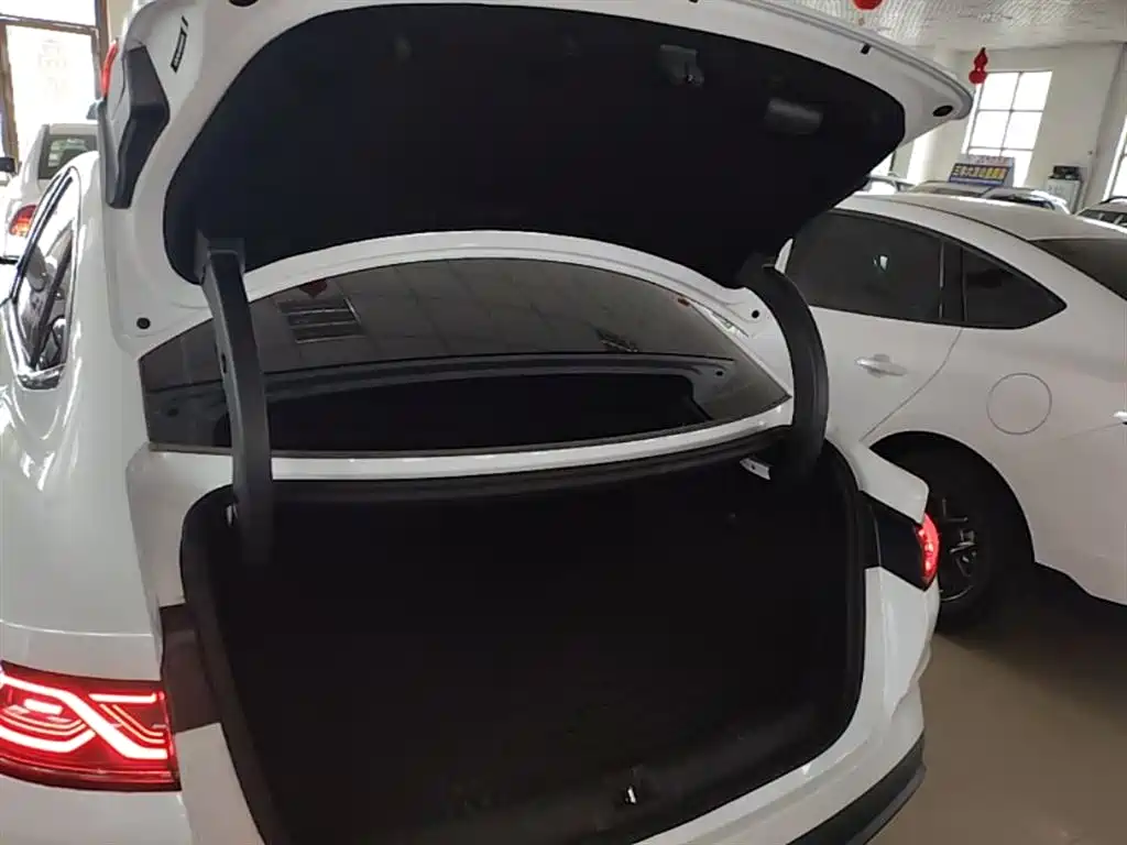 BYD Qin L 2025 — фото 19