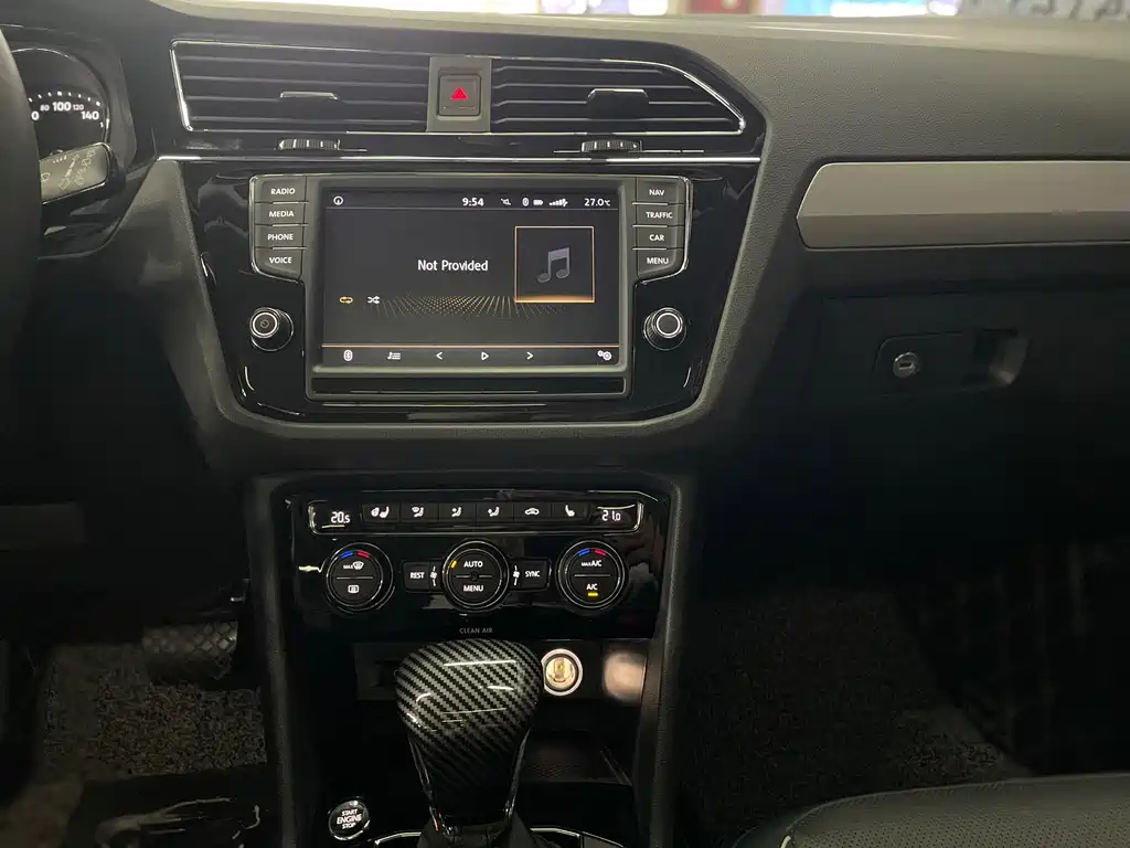 Volkswagen Tiguan L 2017 — фото 9