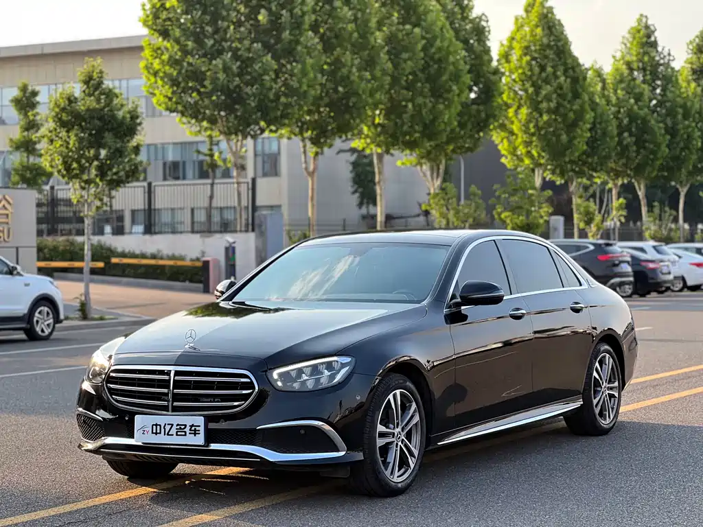 Mercedes-Benz E-Class 2021 — фото 1