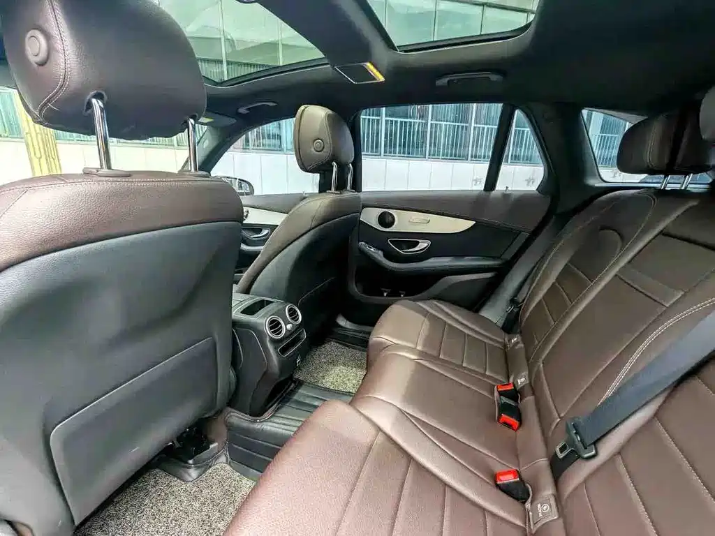 Mercedes-Benz GLC 2022 — фото 12