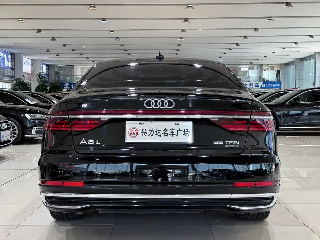 Audi A8 2022