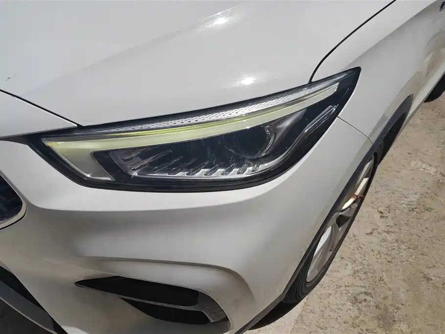 MG ZS 2022