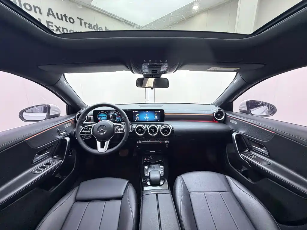 Mercedes-Benz A-Class 2023 — фото 17