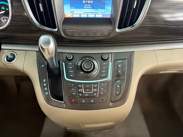 Buick GL8 2014