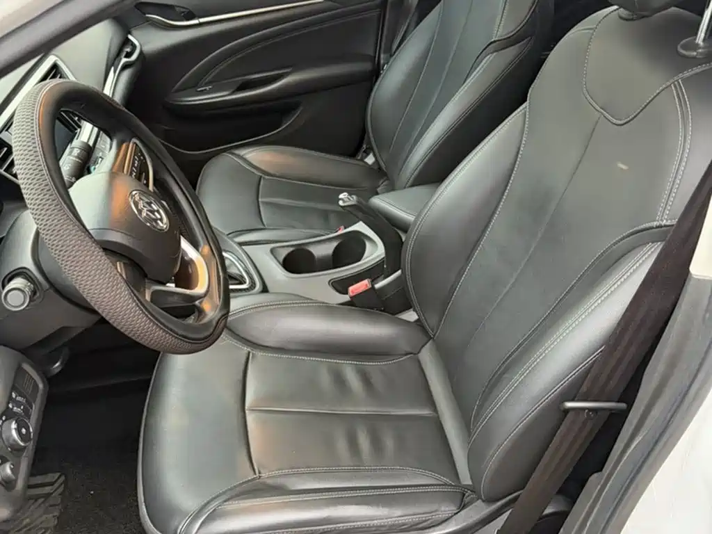 Buick Excelle 2016 — фото 13