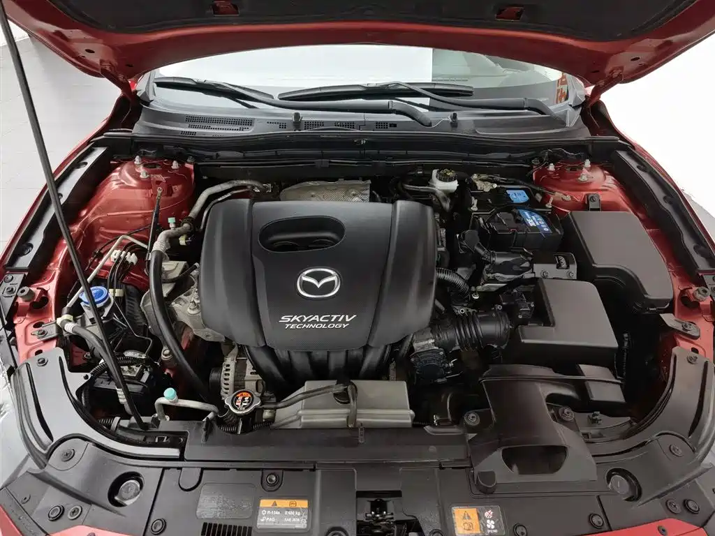 Mazda 3 Axela 2016 — фото 6
