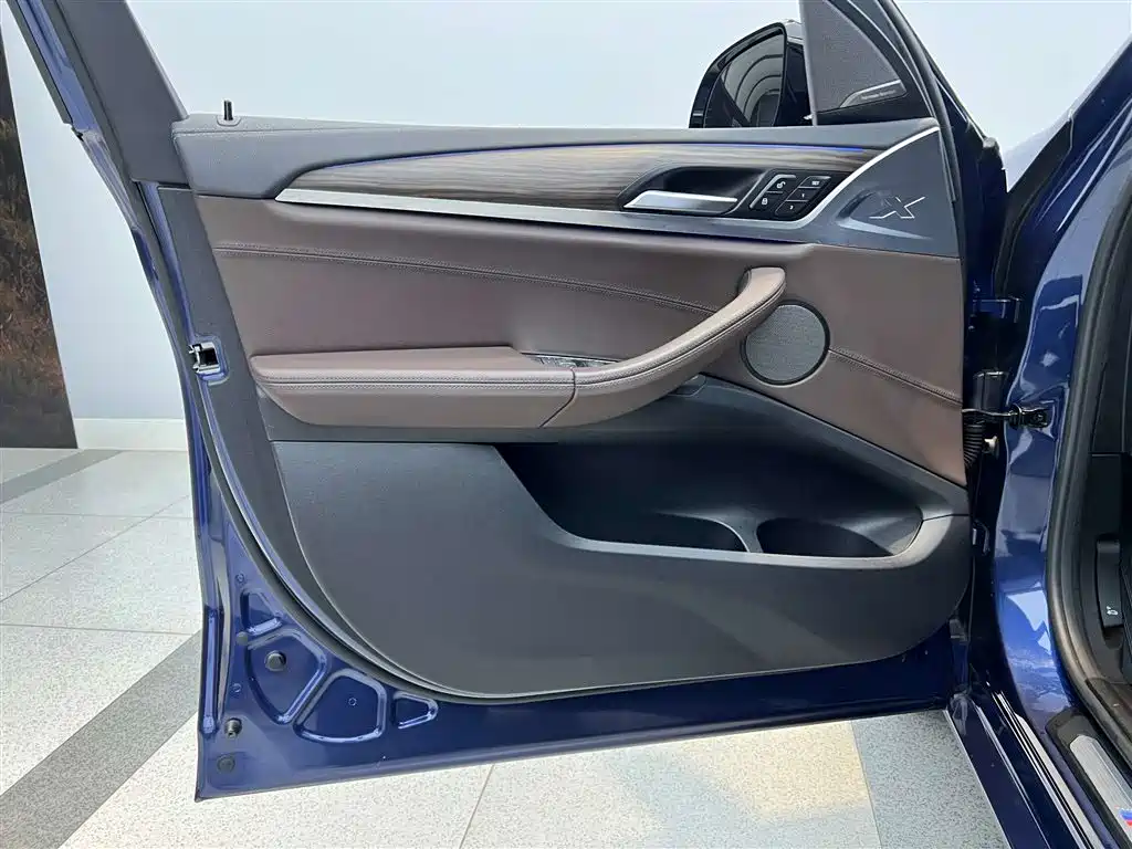BMW X3 2019 — фото 17