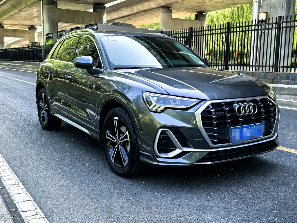 Audi Q3 2021 — фото 3