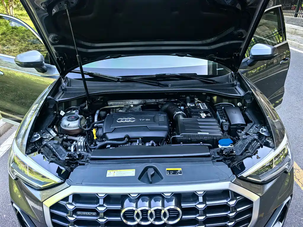 Audi Q3 2021 — фото 14