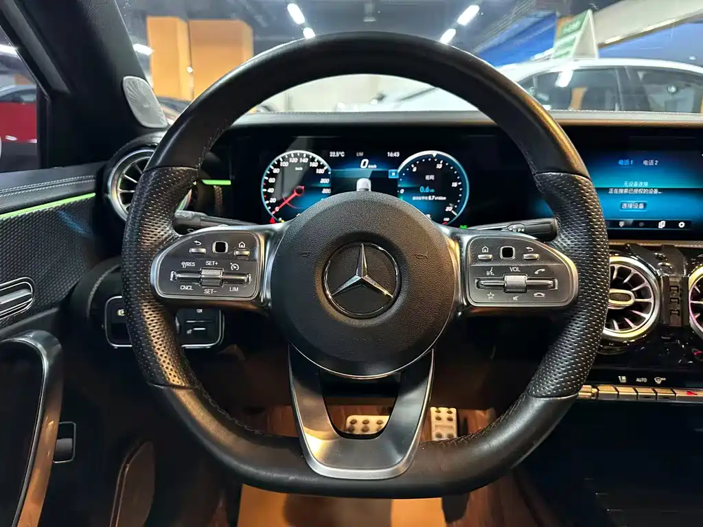 Mercedes-Benz A-Class 2020 — фото 10