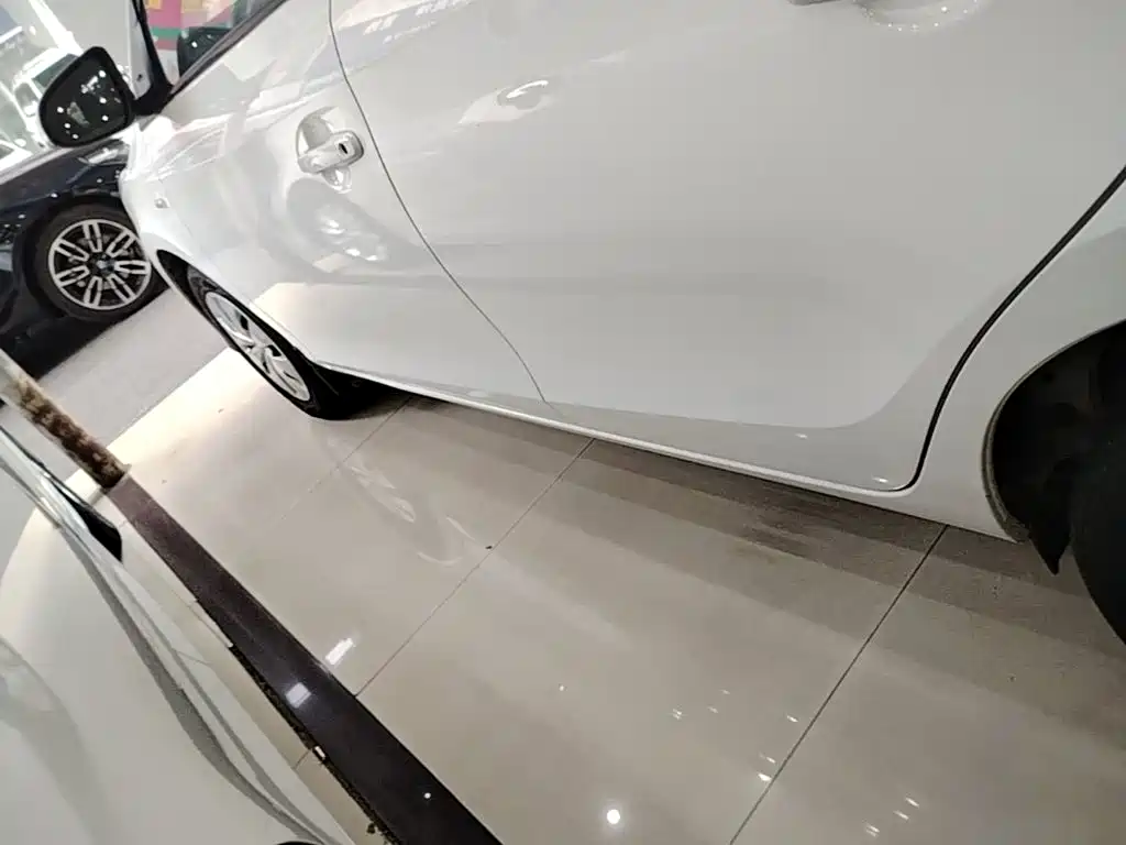 Toyota Yaris L 2021 — фото 22