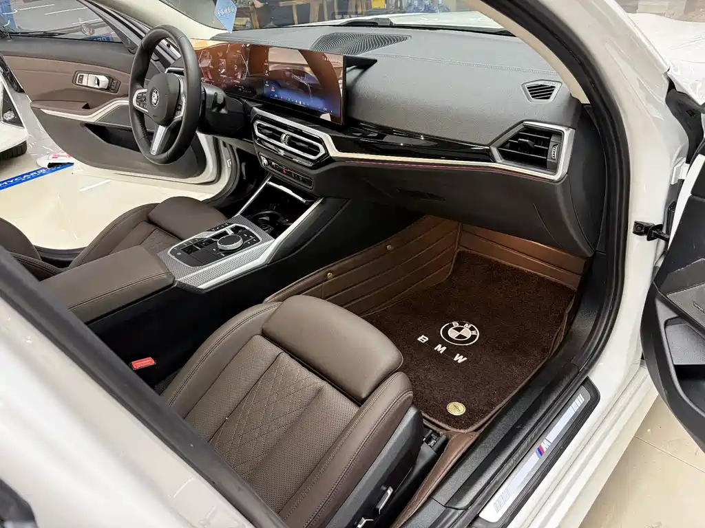 BMW 3 Series 2024
