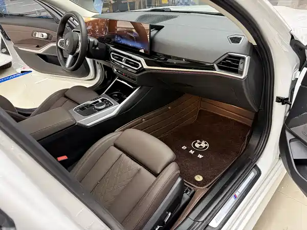 BMW 3 Series 2024