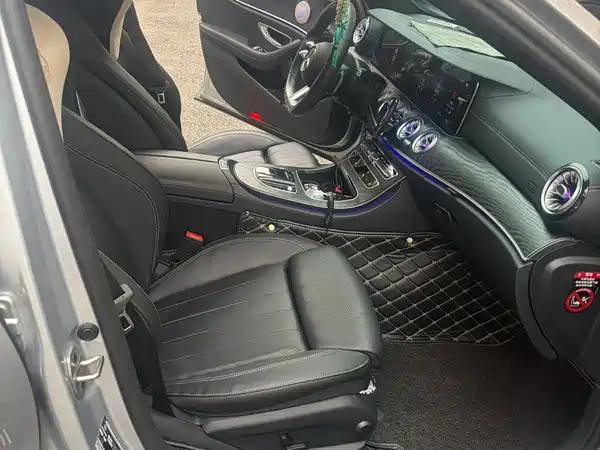 Mercedes-Benz E-Class 2023