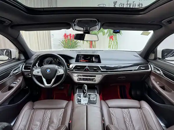 BMW 7 Series 2017