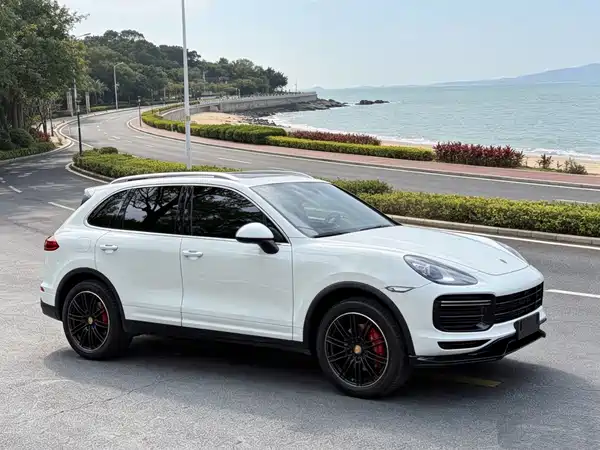 Porsche Cayenne 2012