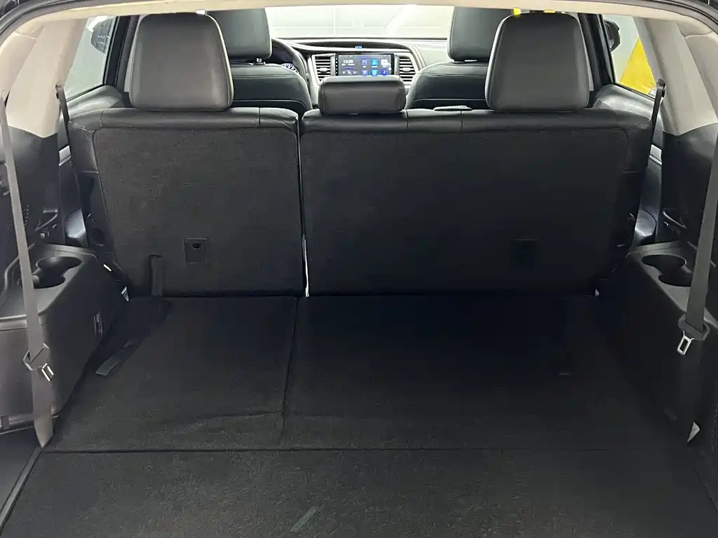 Toyota Highlander 2016 — фото 15