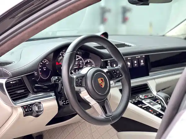 Porsche Panamera 2017