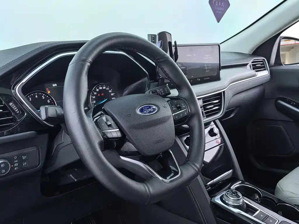 Ford Edge 2021 — фото 12