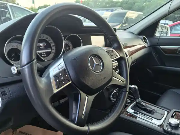 Mercedes-Benz C-Class 2013