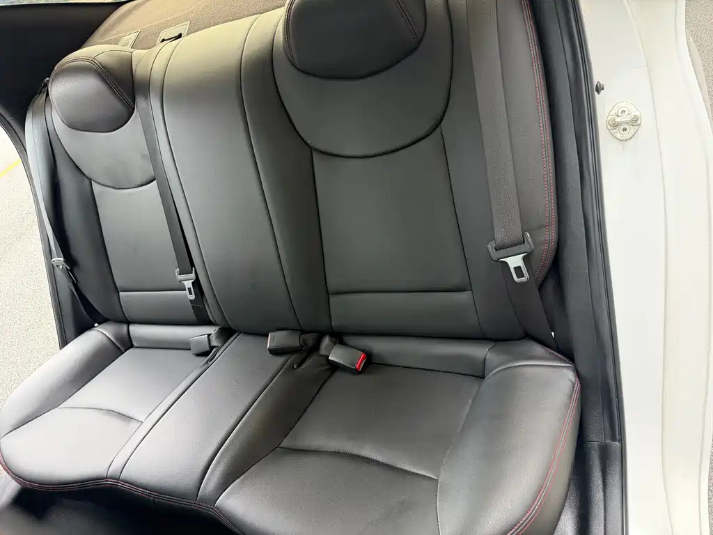 Hyundai Elantra Langdong 2017 — фото 30