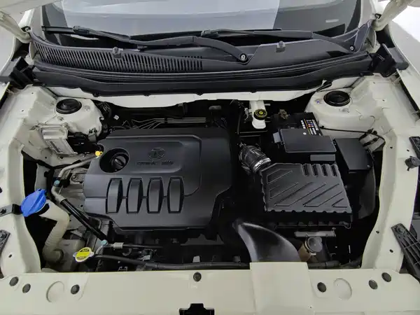 BAIC Shenbao X35 2016