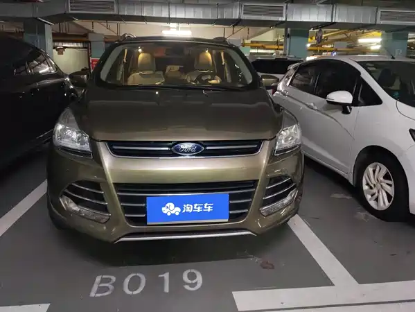Ford Kuga 2014