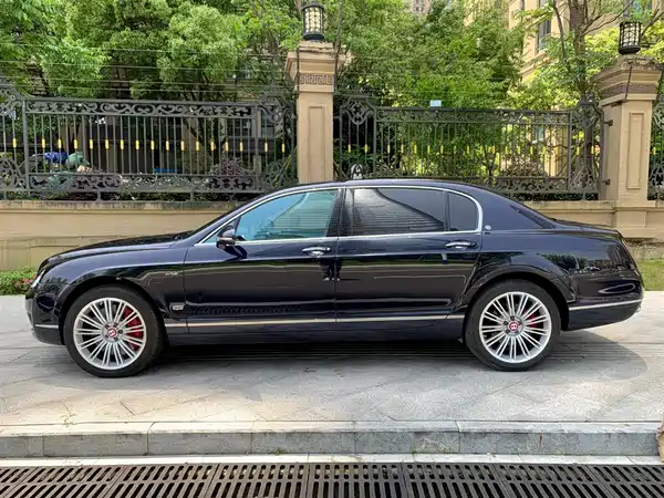 Bentley Flying Spur 2012