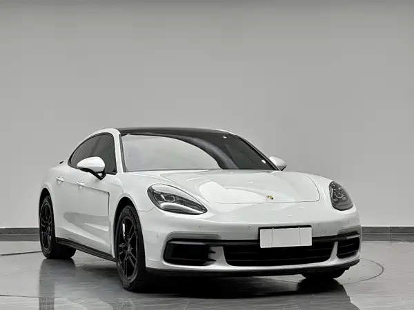 Porsche Panamera 2019