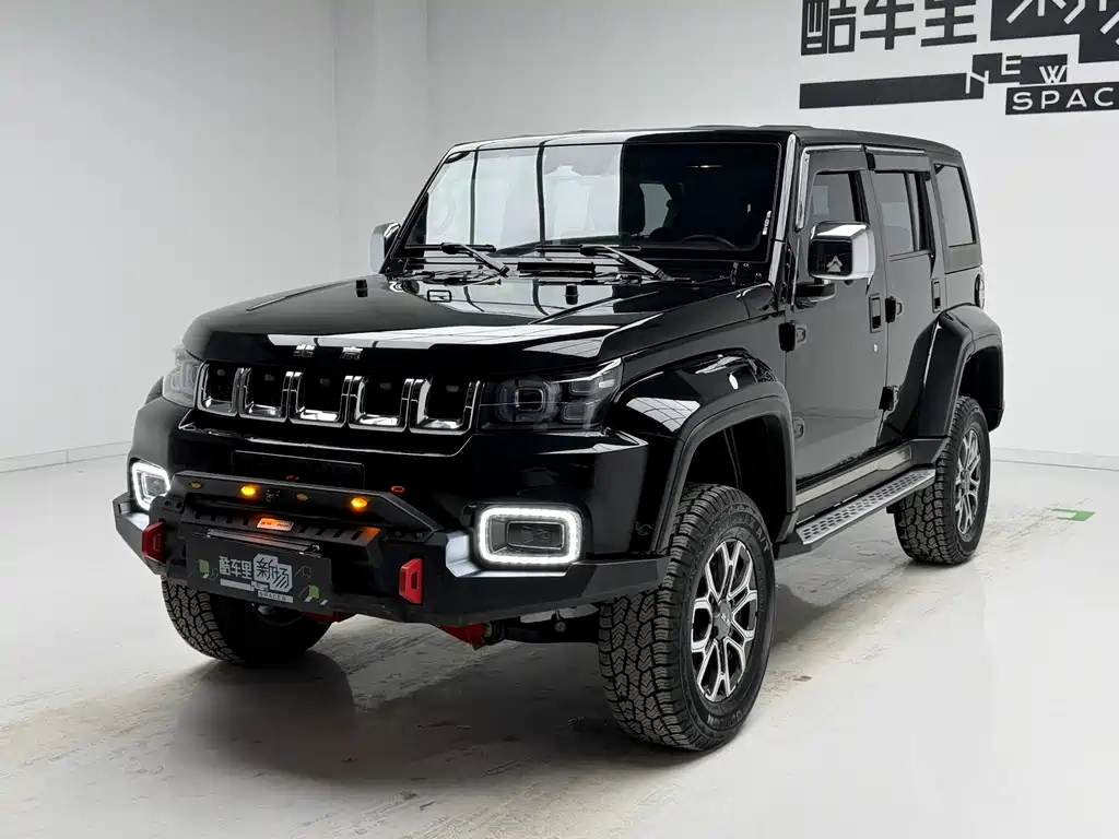 Beijing Off-Road BJ40 2023 — фото 1