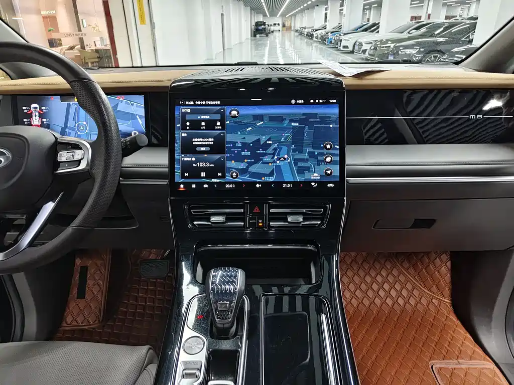 GAC Motor Trumpchi M8 2023 — фото 10