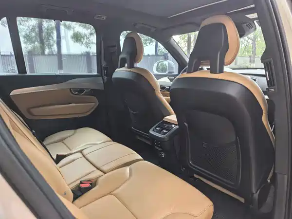 Volvo XC90 2017