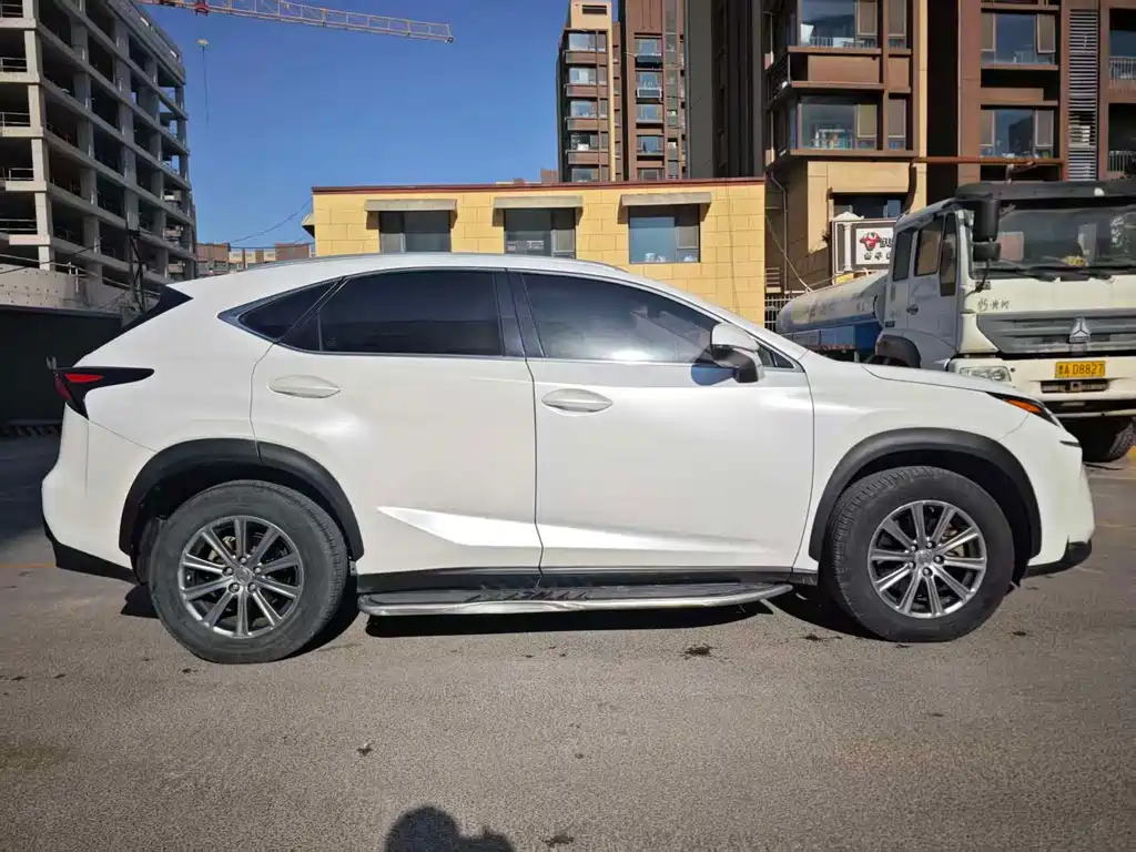 Lexus NX 2015 — фото 3