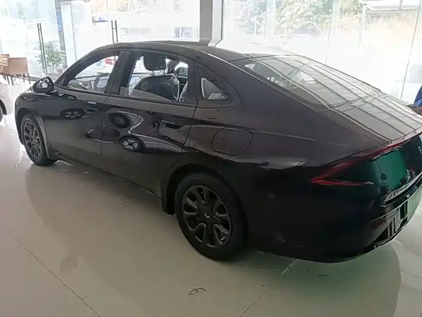 Wuling Starlight 2025