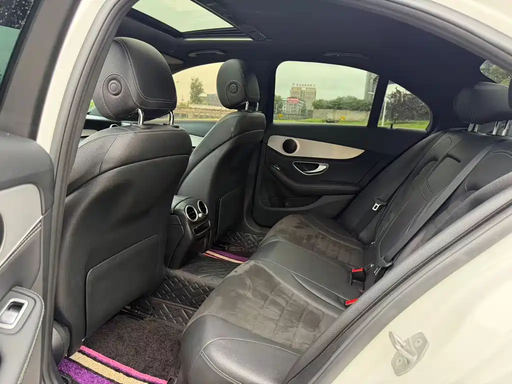 Mercedes-Benz C-Class 2020