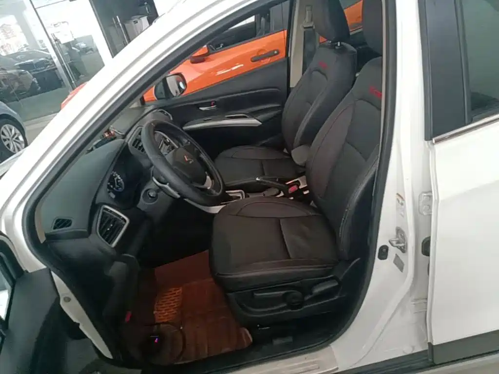 Suzuki S-Cross 2015 — фото 15