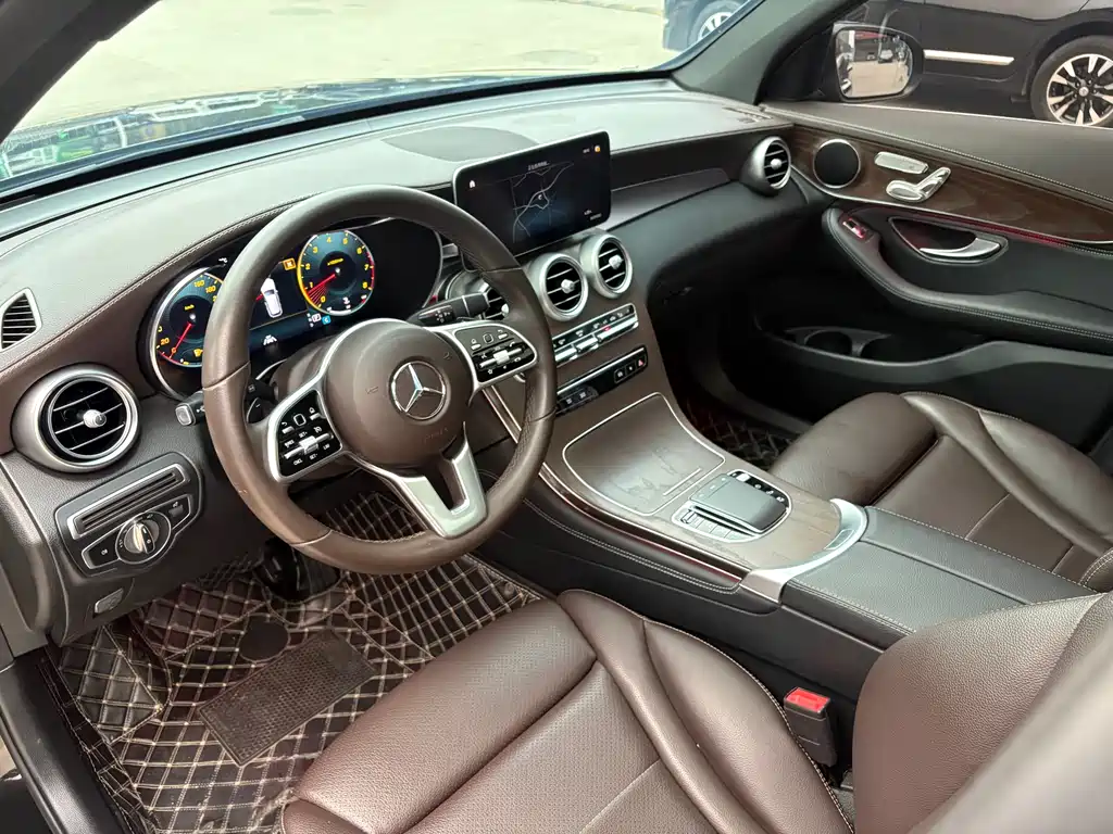 Mercedes-Benz GLC 2020 — фото 4