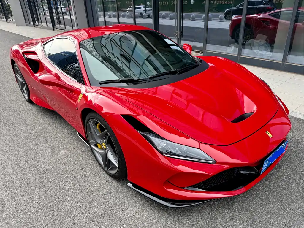Ferrari F8 2021 — фото 22