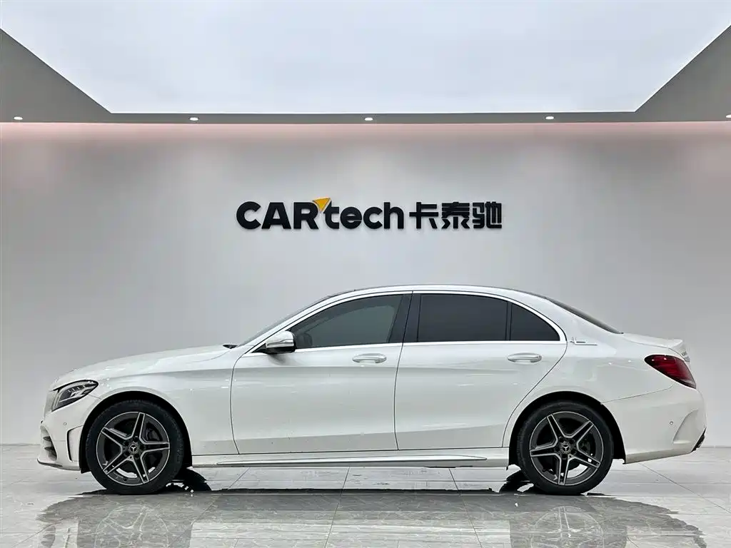 Mercedes-Benz C-Class 2019