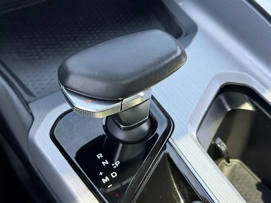 Geely Xingrui 2021 — фото 25